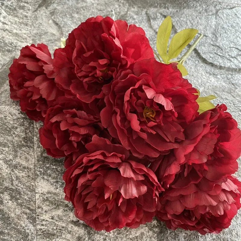 bouquet de sept pivoines en soie pour décoration intérieure et mariage - vue 8 sur 12