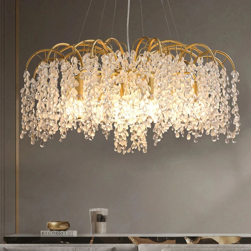 lustre en cristal doré pour un éclairage luxueux intérieur - vue 4 sur 11