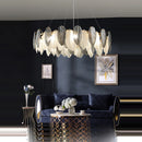 lustre suspendu led art déco en cristal et plumes blanches et grises