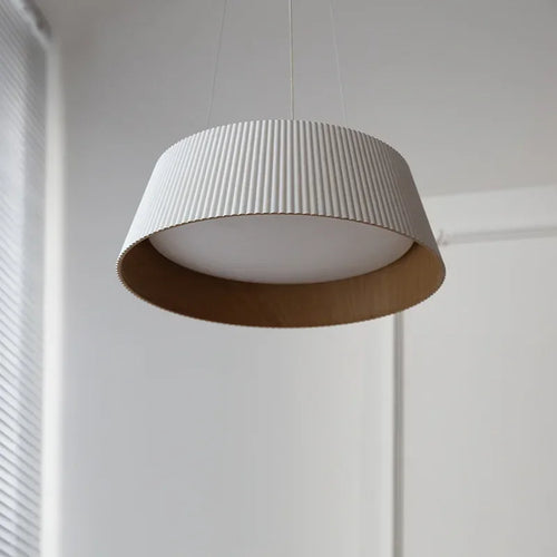 Elegant minimalist LED ceiling light with decorative suspended design - vue 10 sur 10