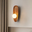 applique murale en bois naturel avec abat-jour en verre vintage
