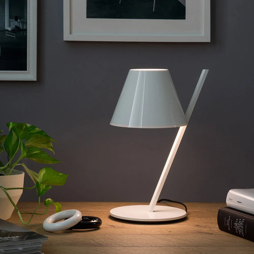 Italy Design Table Light Desk Lamp for Bedroom Living Area - vue 4 sur 8