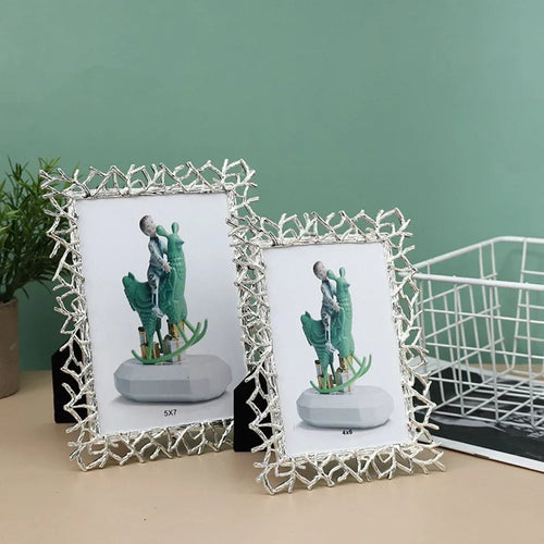 Golden Silver Art Photo Frame,Desktop Photo Display Ornaments,Bedroom Portrait Decor,Exquisite Creative Branch,Metal Photo Frame - vue 5 sur 8