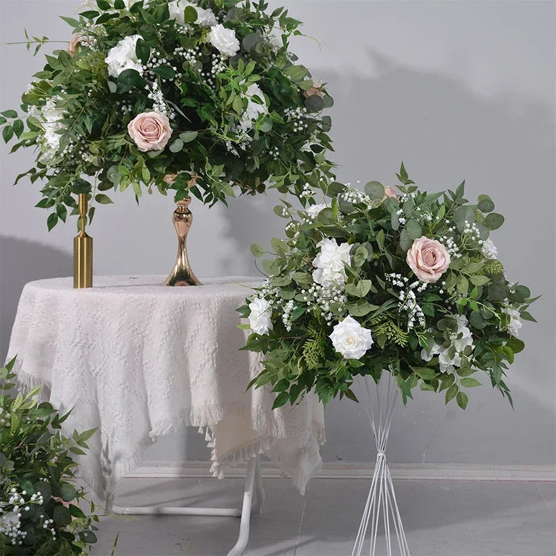 boule de fleurs artificielles arrangement de roses blanches décoration mariage - vue 4 sur 7