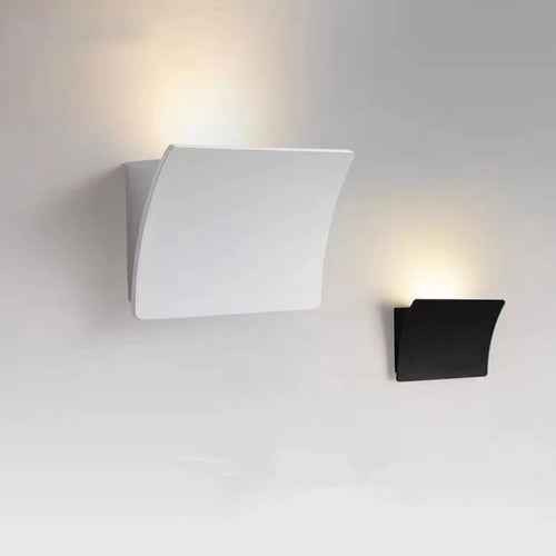 Modern minimalist design wall light for interior decor - vue 2 sur 8