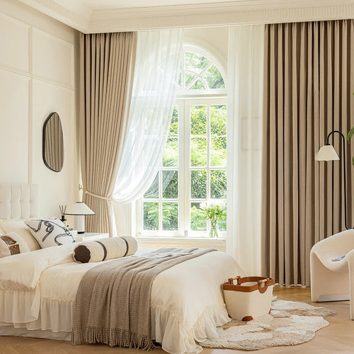 Rideau occultant style minimaliste plissé pour salon chambre