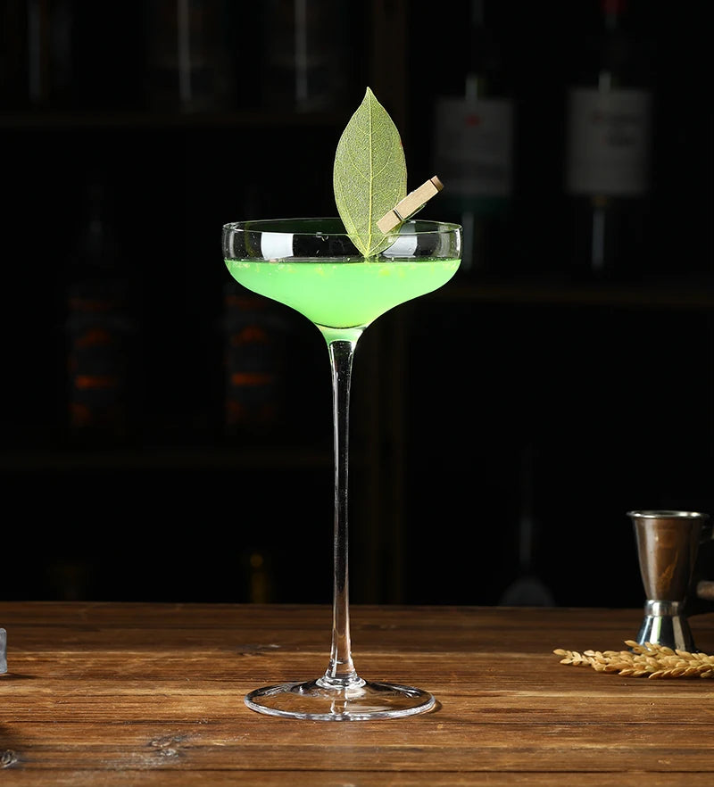 Verres elegants a pied pour cocktails champagne vin - vue 7 sur 7