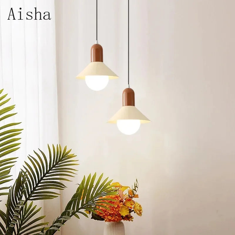 Minimalist pendant light for modern interior décor - vue 3 sur 10