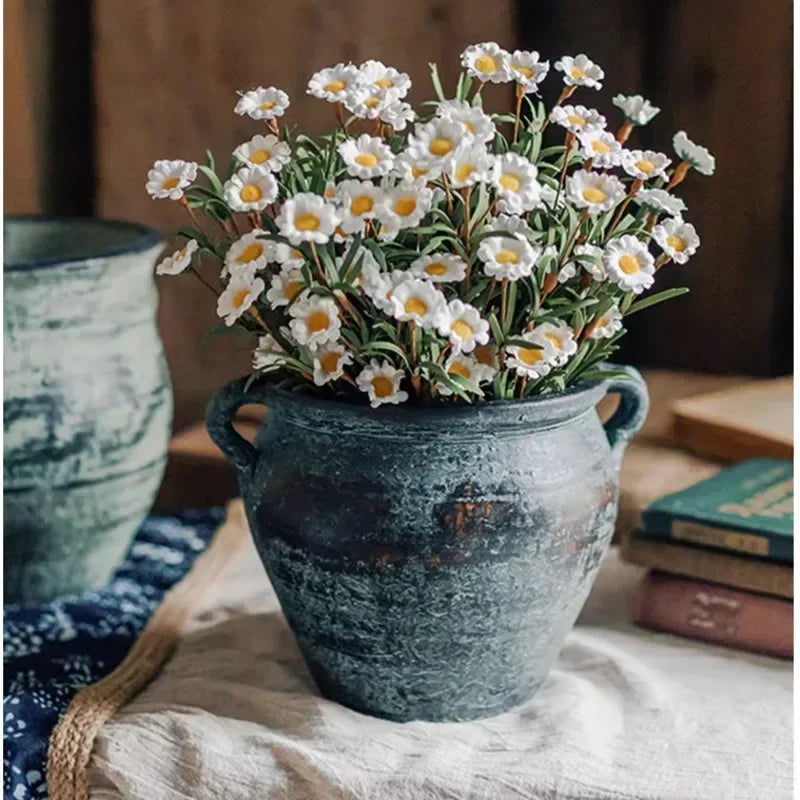 jardinières en poterie rustiques pour décoration intérieure et extérieure