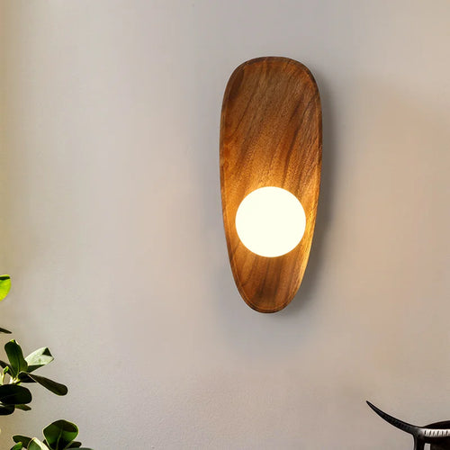 Natural wood wall light with vintage glass shade - vue 6 sur 8