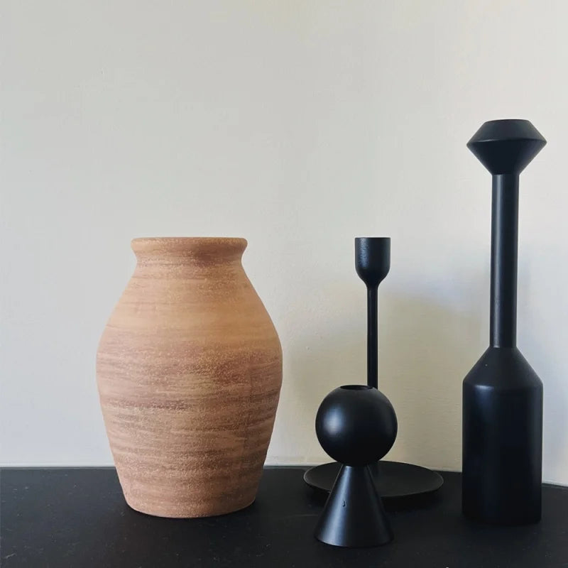 vases en céramique rétro faits main pour décoration florale - vue 4 sur 6