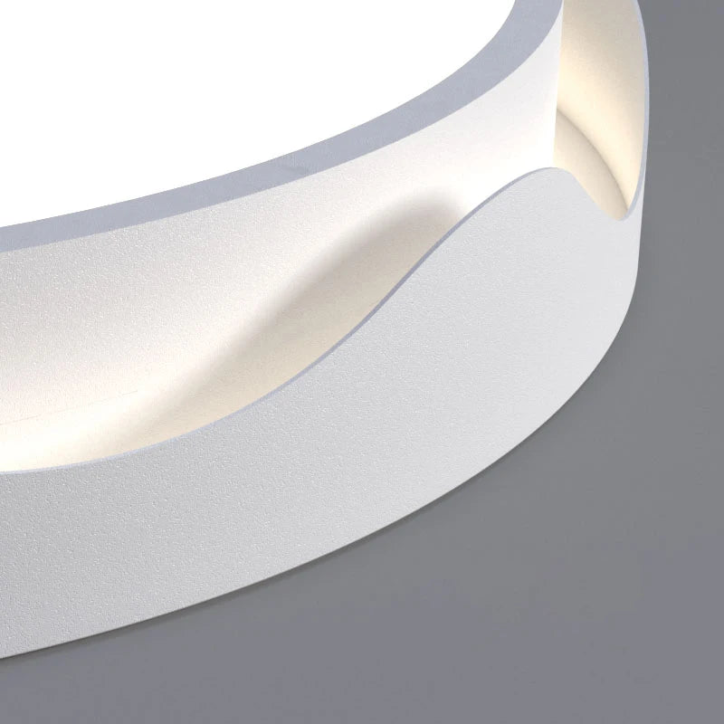 Modern minimalist ceiling light with integrated decorative tube design - vue 6 sur 9