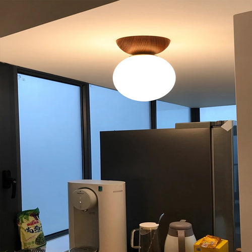 Plafonnier moderne LED en bois arrondi design - vue 3 sur 10