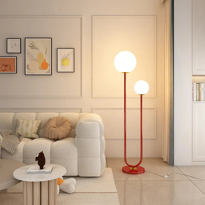 lampadaire simple en métal avec 3 gradations et verre