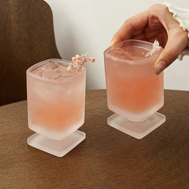 Verre carré dépoli style moderne pour boissons froides - vue 4 sur 8