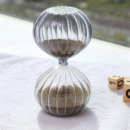 sablier à rayures hémisphériques 45 minutes décoration artisanale en verre - vue 2 sur 7