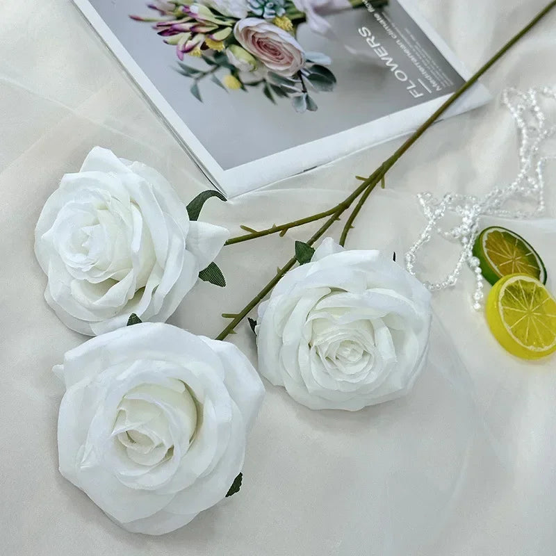 branches de roses artificielles en soie pour décoration élégante - vue 14 sur 40