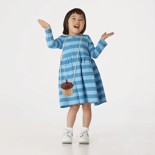 panier à bandoulière en rotin pour enfants durable et pratique
