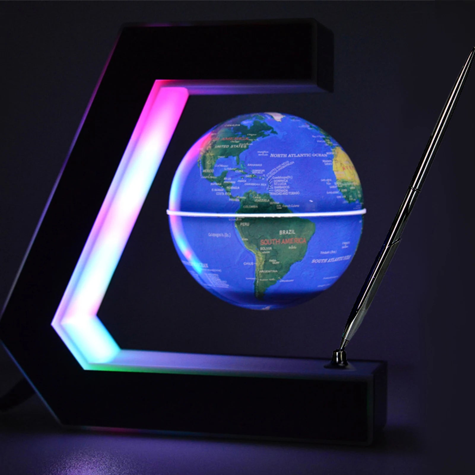 globe flottant à lévitation magnétique avec éclairage LED décoratif - vue 3 sur 9
