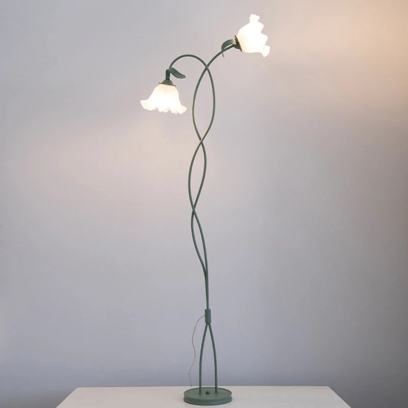 lampadaire vintage style pastoral avec appliques en verre