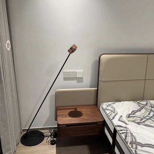 Minimalist floor lamp with adjustable brightness for modern decor - vue 5 sur 13