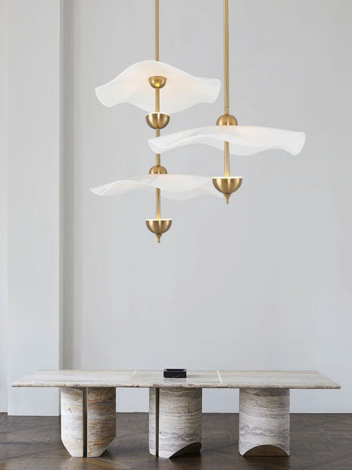 Minimalist nordic acrylic chandelier for restaurants and cafés - vue 3 sur 10