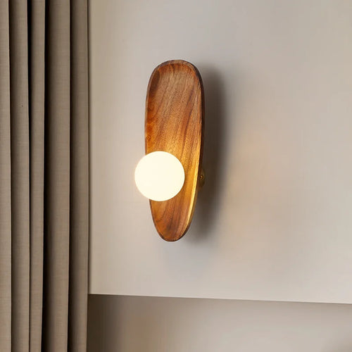 Natural wood wall light with vintage glass shade - vue 4 sur 8