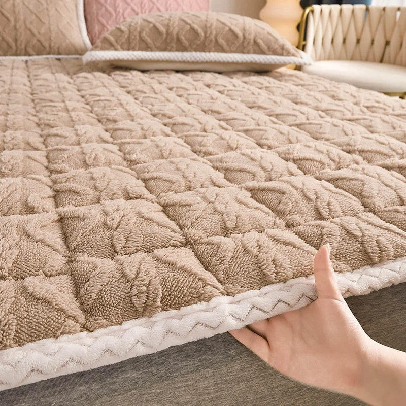 surmatelas doux en velours agneau pour étudiants et dortoirs - vue 3 sur 12