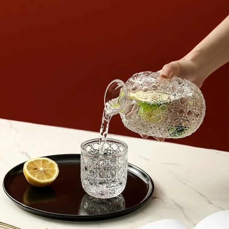 Carafe et verre relief retro vintage deco interieur