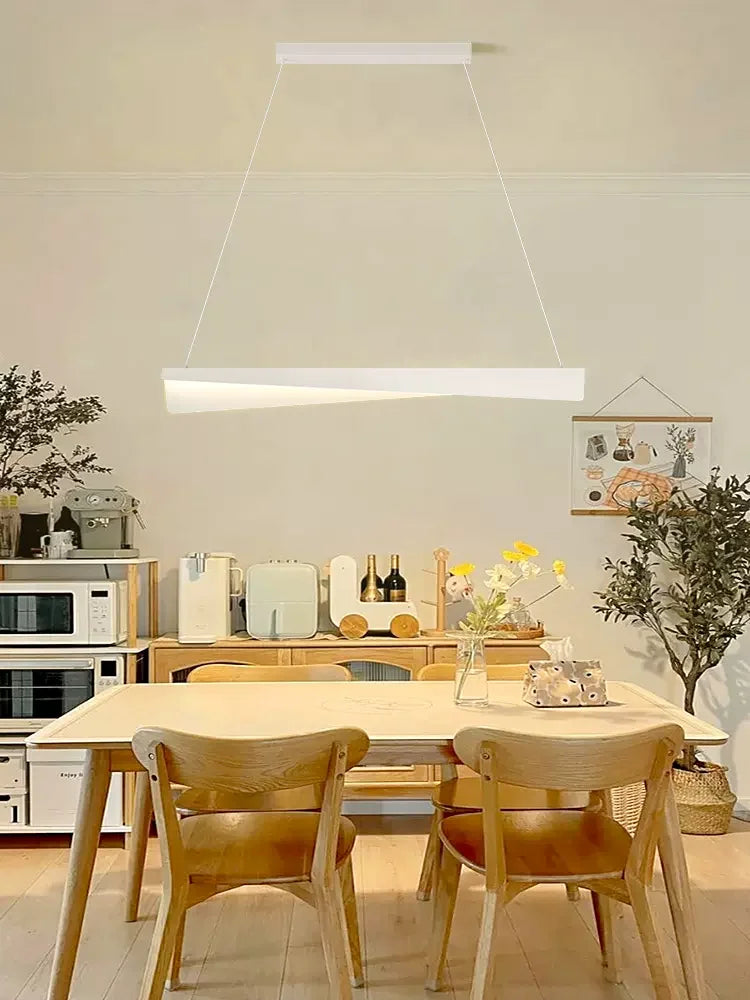 Modern minimalist pendant light for creative interior design - vue 6 sur 15