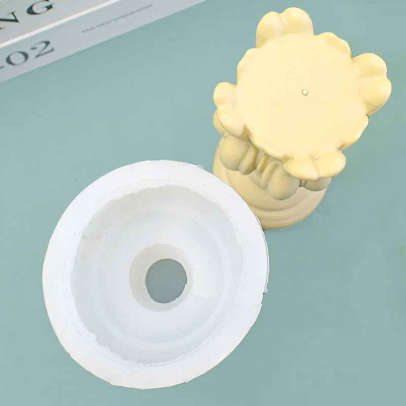 moule en silicone pour bougies diy et chandeliers tulipes créatifs - vue 5 sur 7