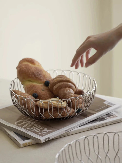 Nordic Stainless Steel Fruit and Vegetable Basket, Bread Baskets for Kitchen, Restaurant, Hotel, Coffee Table, Home Decoration - vue 3 sur 8