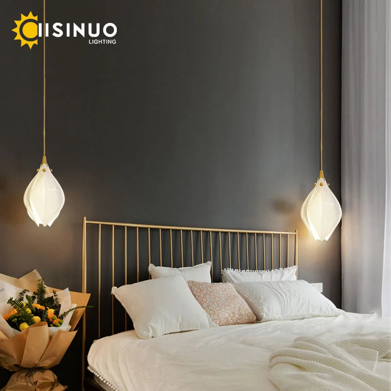 Lustre Magnolia en céramique - vue 4 sur 17