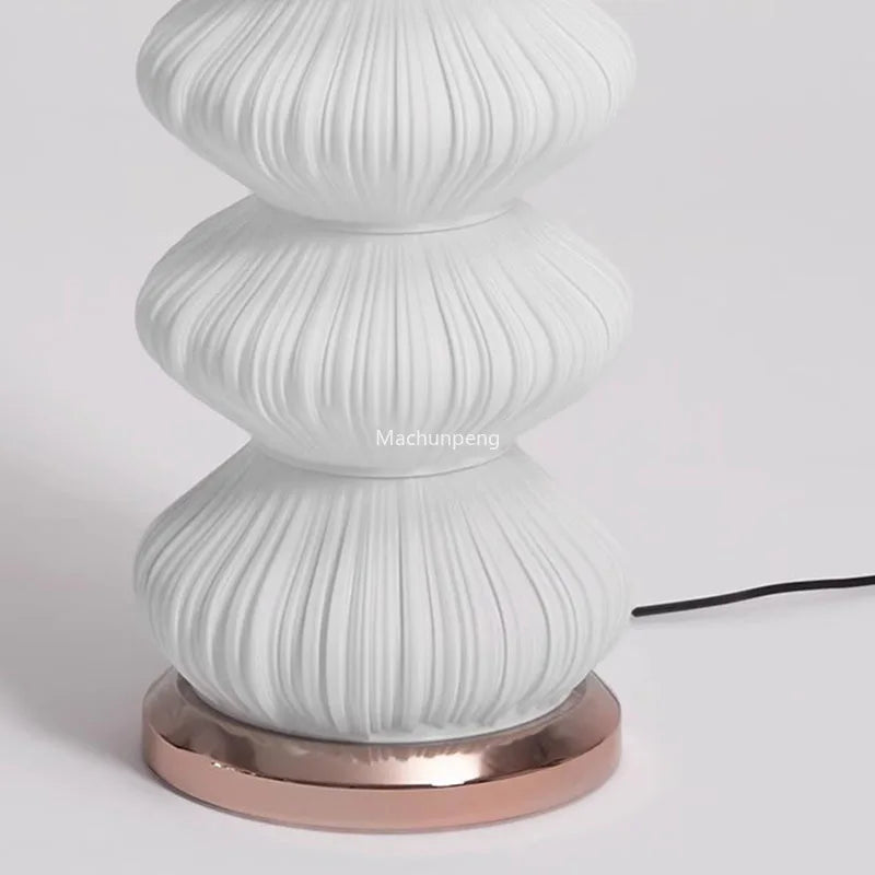 Lampadaire nordique moderne pour salon - vue 4 sur 21