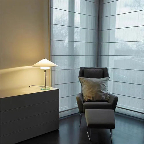 lampe à poser design simple en verre pour lecture et études - vue 4 sur 8