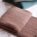 plaid tricoté douillet style moderne pour salon chambre