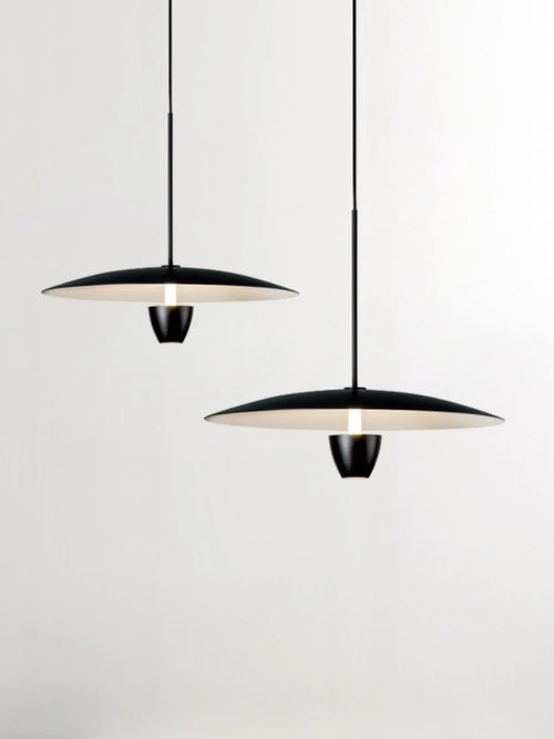 Modern circular chandelier for minimalist decor and elegant lighting - vue 2 sur 7
