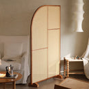 Japanese-style solid wood rattan screen partition is opposite the door to the home, living room entrance is blocked, and mobile