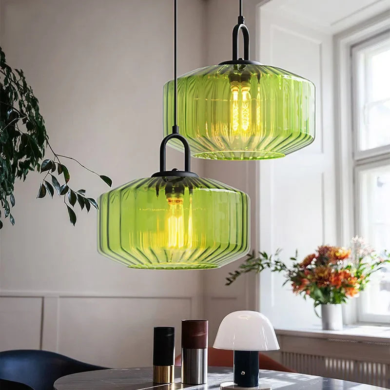 suspension design moderne en verre coloré pour décoration intérieure