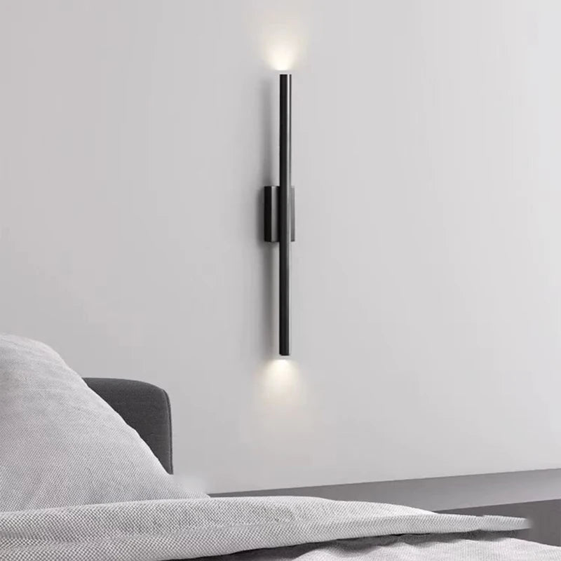 applique murale moderne en laiton noir et cuivre avec lumière naturelle - vue 5 sur 10