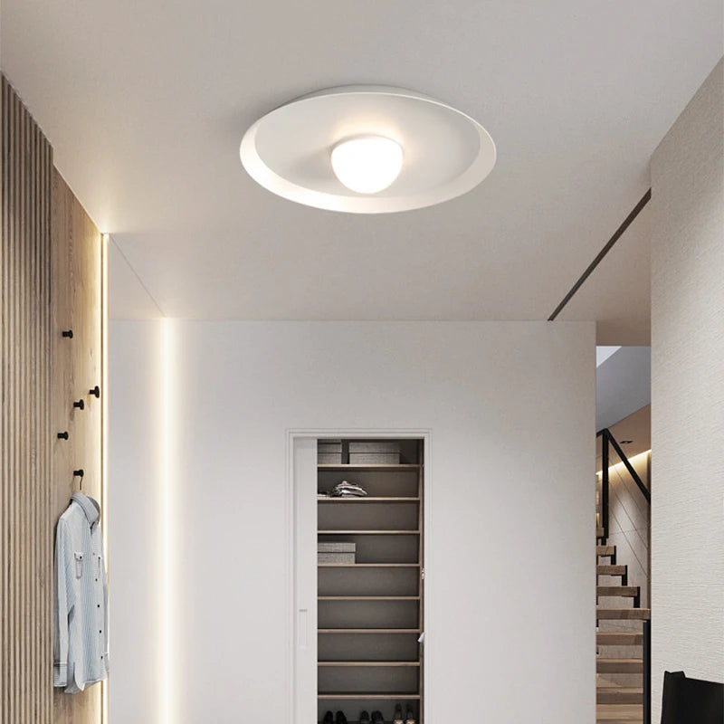 plafonnier nordique moderne simple pour entrée et balcon - vue 4 sur 10