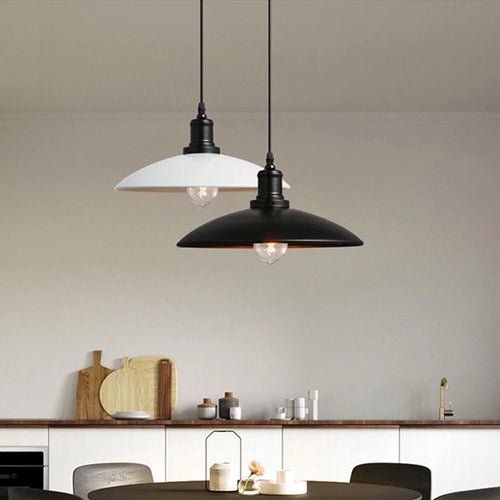 plafonnier industriel suspendu en métal vintage pour un style loft - vue 3 sur 8