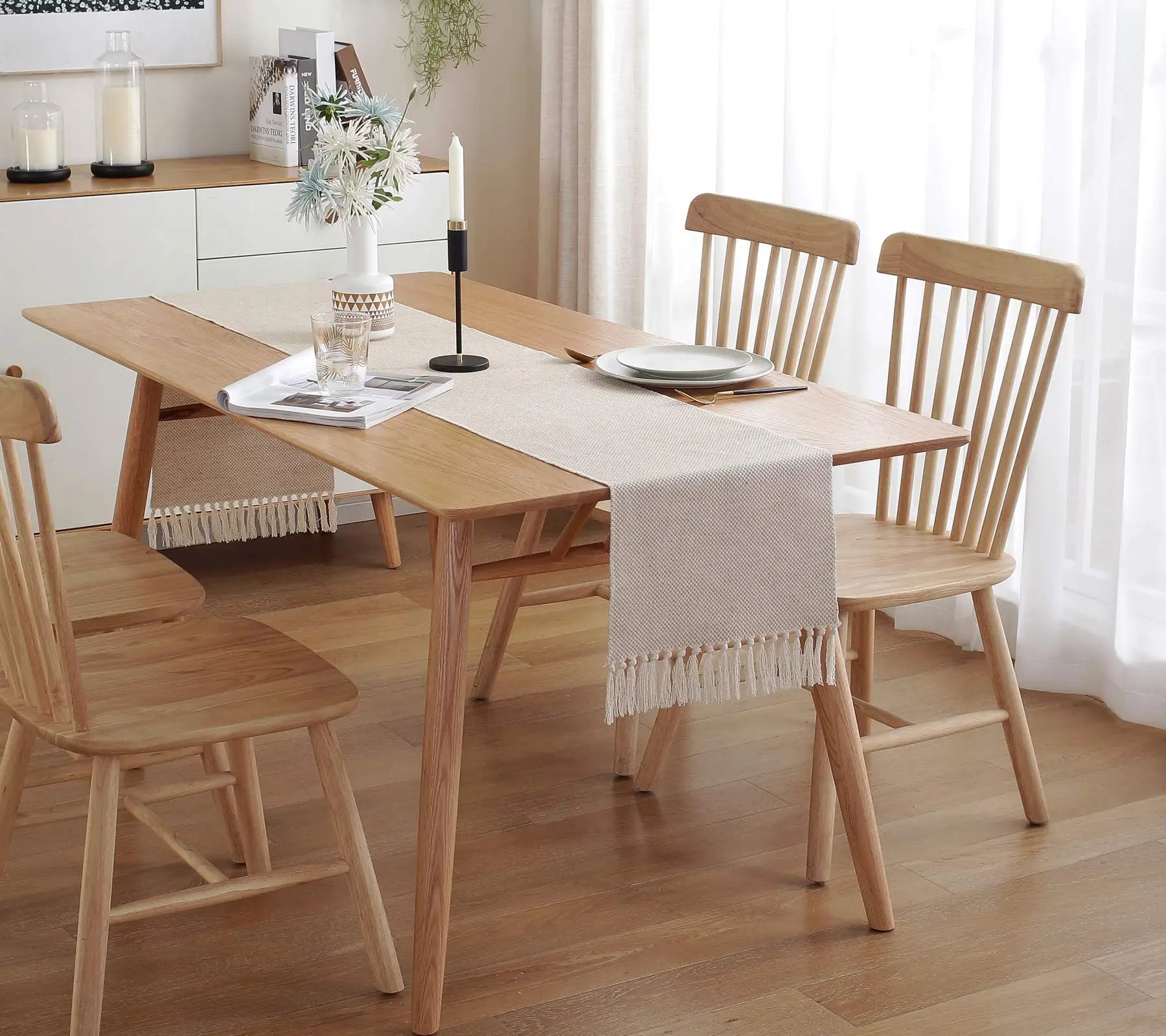Chemin de table lin beige brodé style rustique - vue 5 sur 7