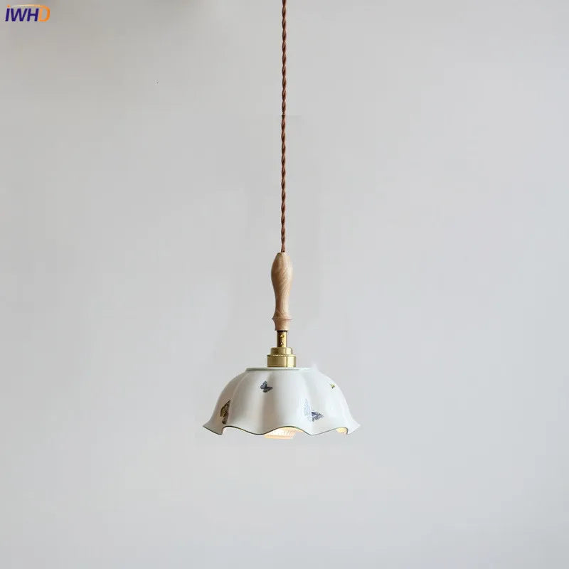 Suspension design led papillon céramique et bois - vue 2 sur 30