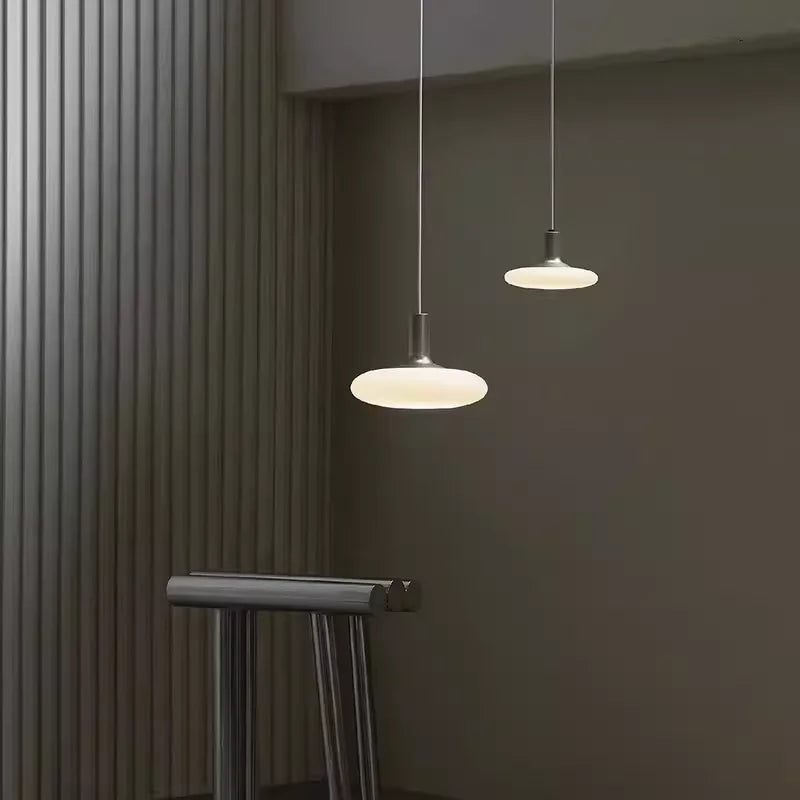 Minimalist glass chandelier for creative and modern decor - vue 4 sur 12