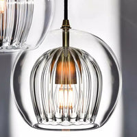 lustre moderne en verre pour un intérieur créatif