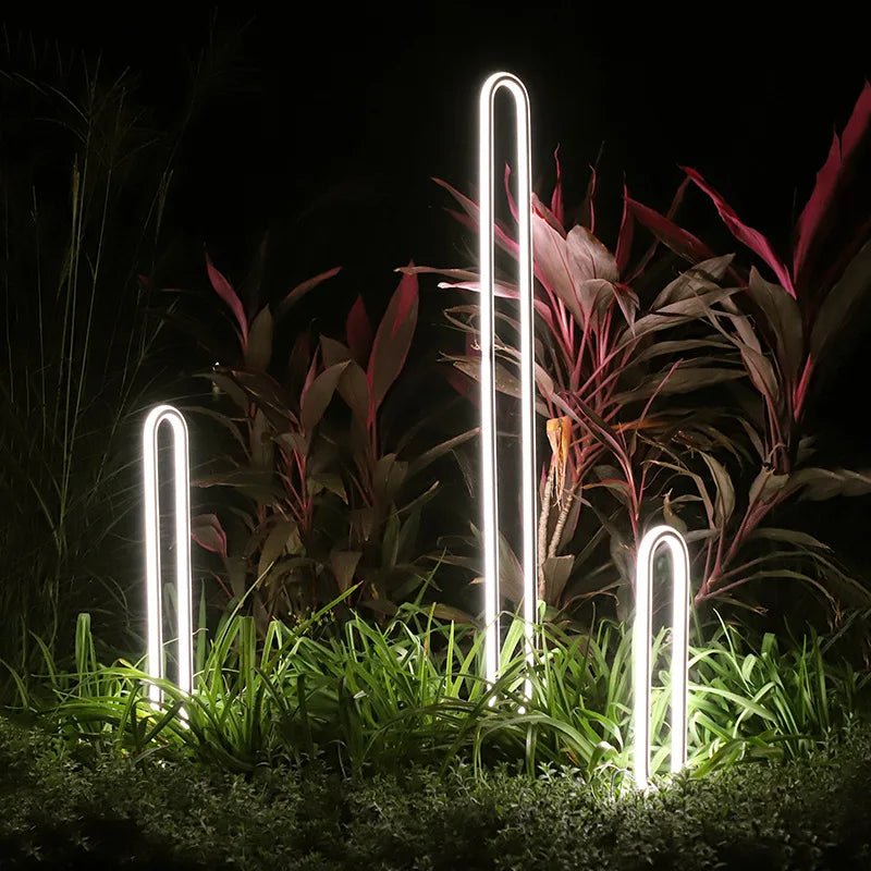 lampe LED extérieure ronde minimaliste pour jardin et allée - vue 3 sur 12