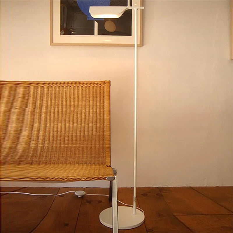 Minimalist nordic metal LED rotatable floor lamp - vue 3 sur 10