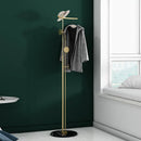 porte-vêtements design nordique pour rangement élégant et pratique