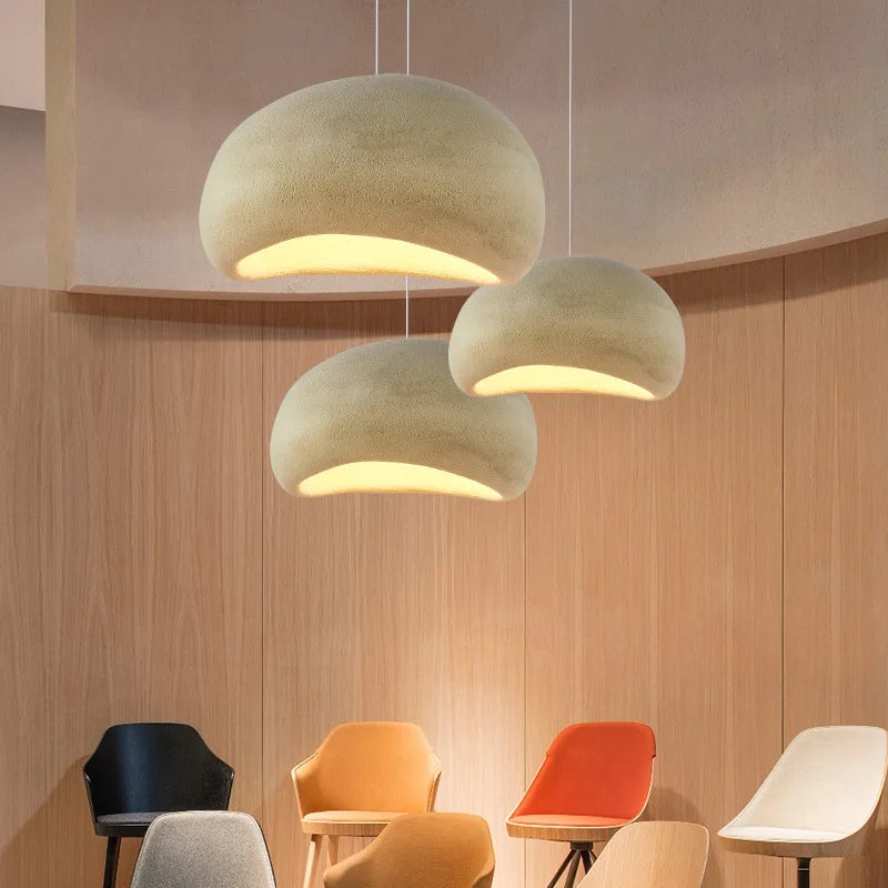 Suspension en polystyrène colorée aux formes arrondies design - vue 5 sur 18